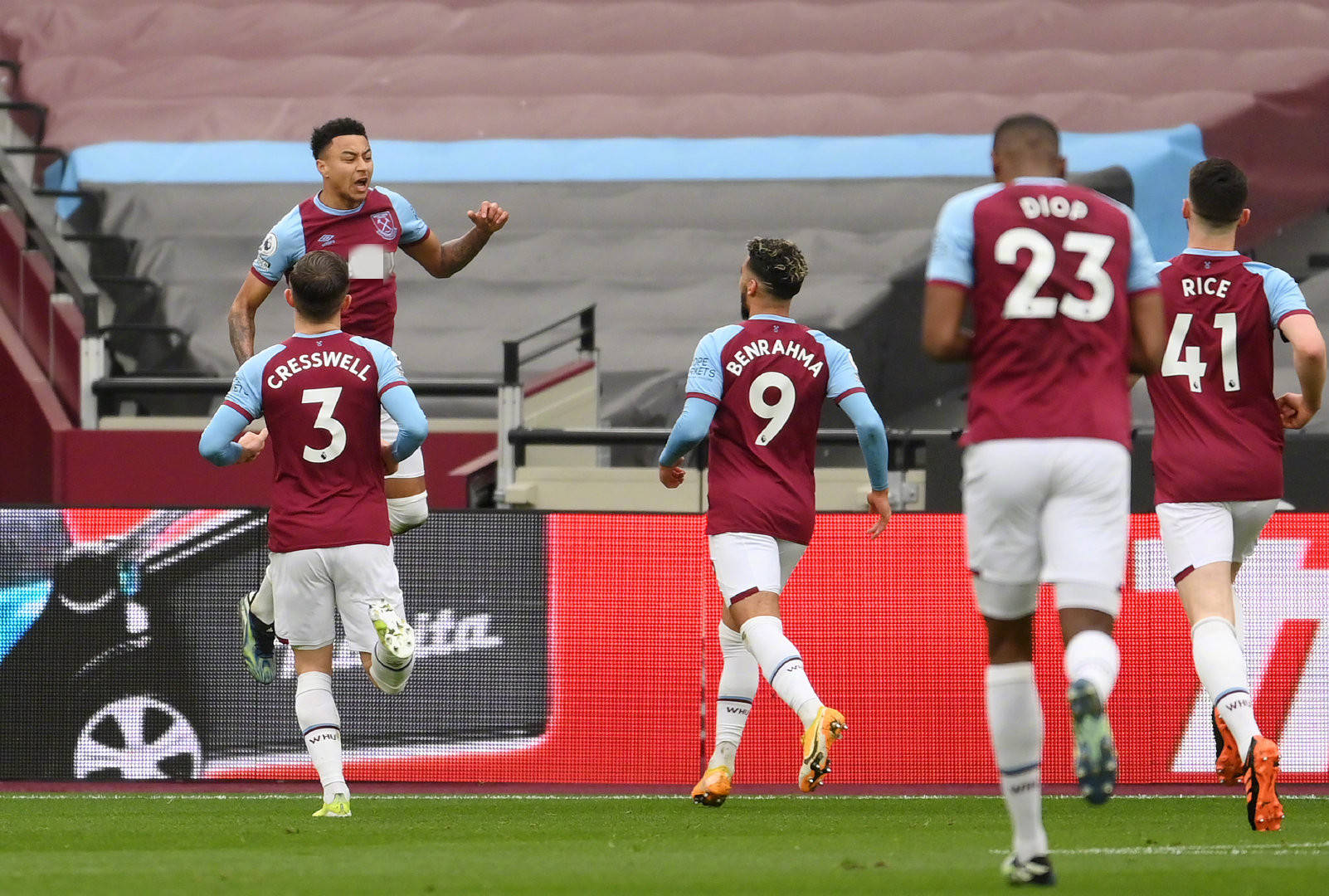 曼聯考慮簽 曼聯考慮簽