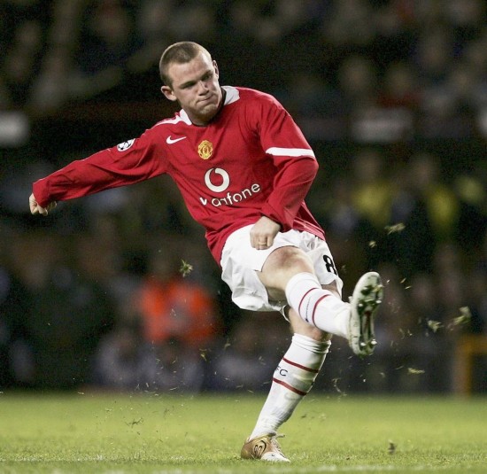 场上场下的 场上场下的